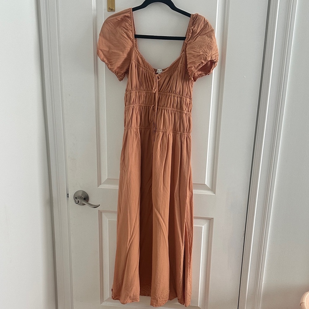 Elegant Peach Puff Sleeve Dress